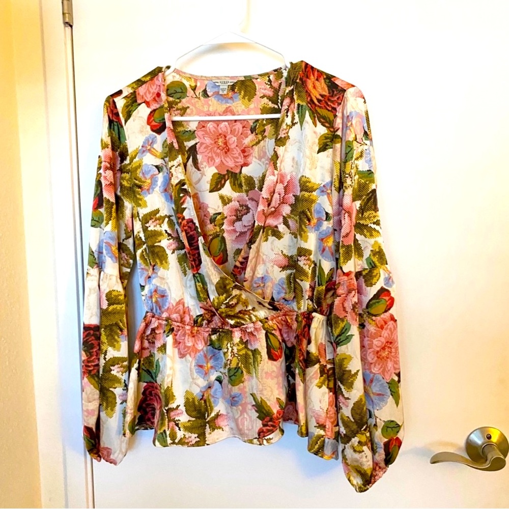 Guess blouse.